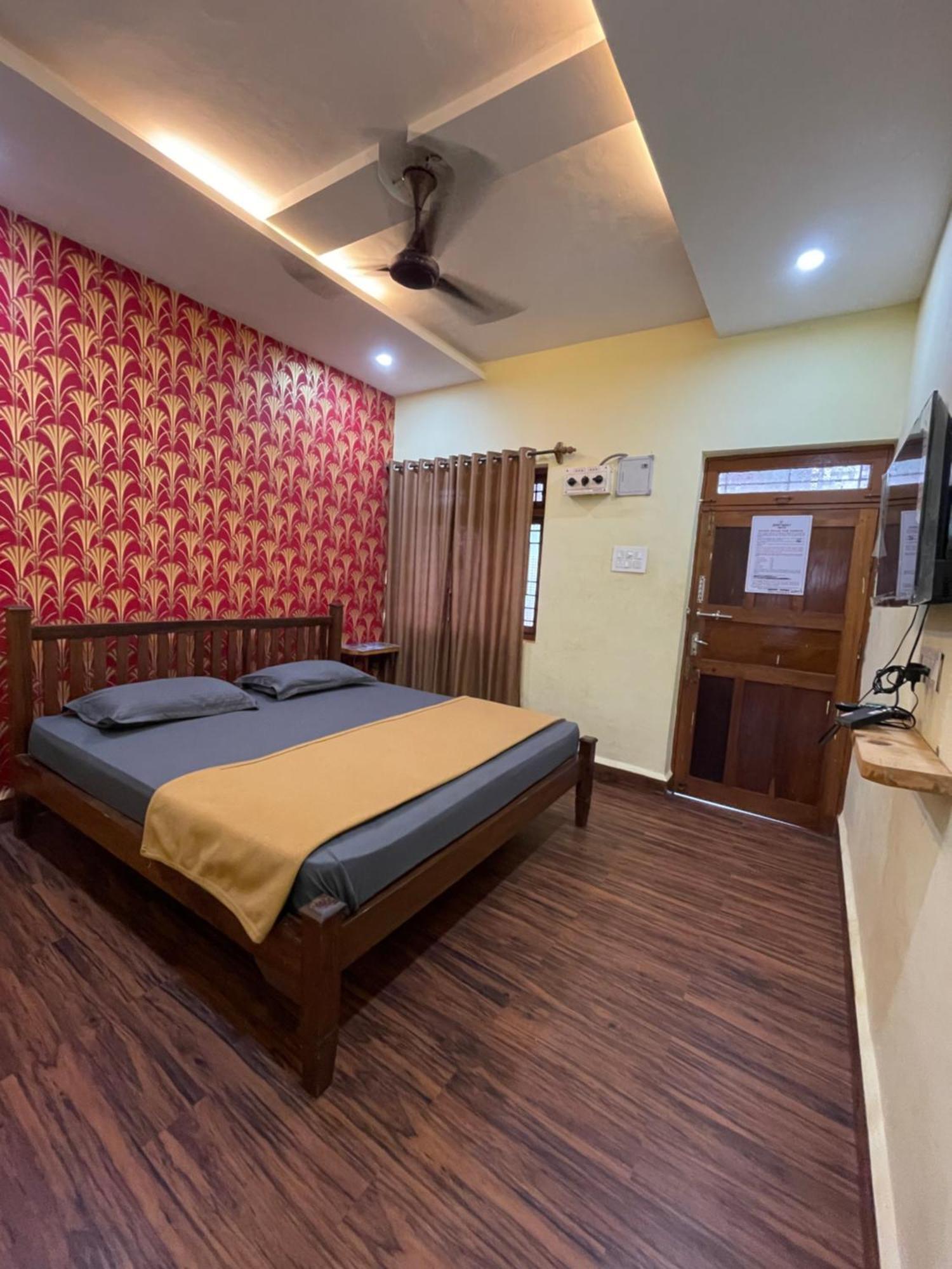 Dhruv Guest House Калангут Экстерьер фото